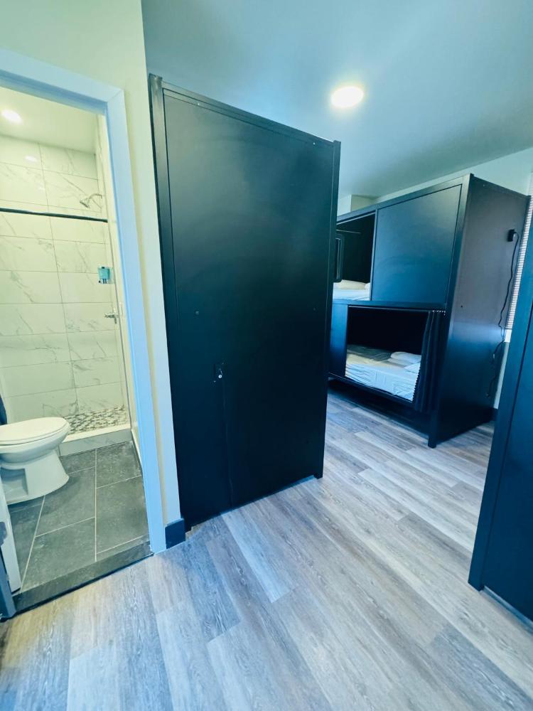  1 BED IN A 6 BED MALE STANDARD POD, ENSUITE interior